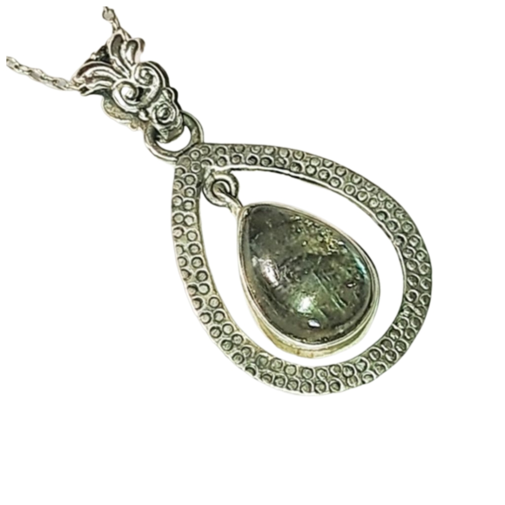 Sterling Silver Teardrop Pendant With Labradorite Gemstone And 925 Chain